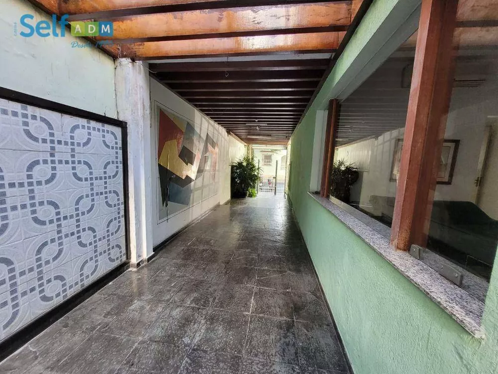 Casa, 5 quartos, 180 m² - Foto 2