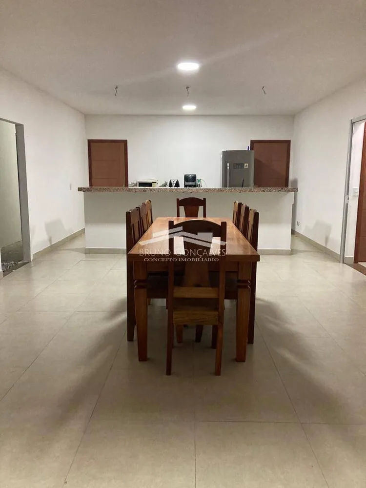 Casa, 6 quartos, 602 m² - Foto 1