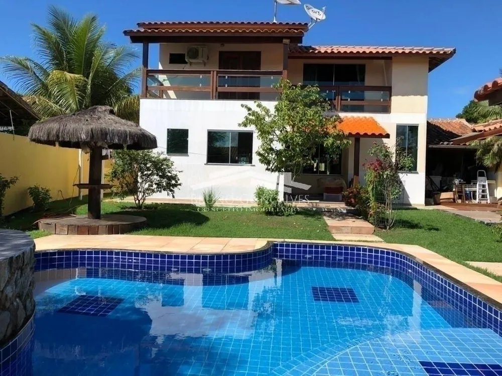 Casa, 3 quartos, 260 m² - Foto 1
