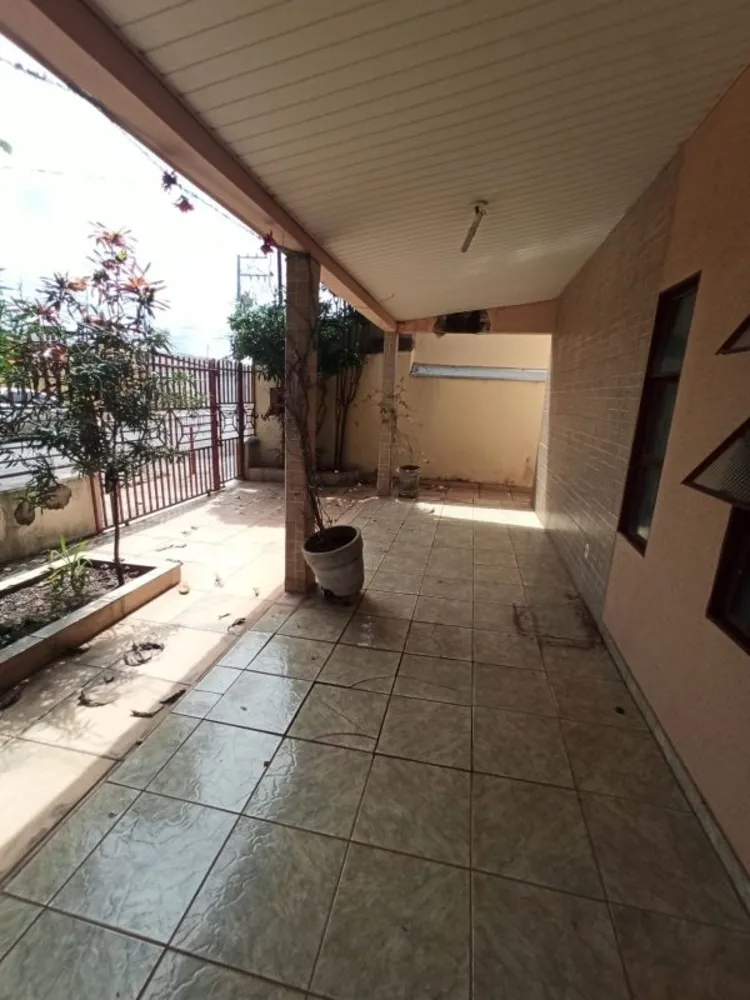 Casa, 3 quartos, 180 m² - Foto 2