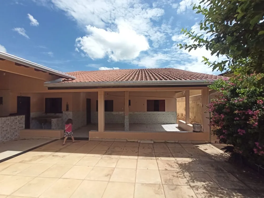Casa, 3 quartos, 180 m² - Foto 1