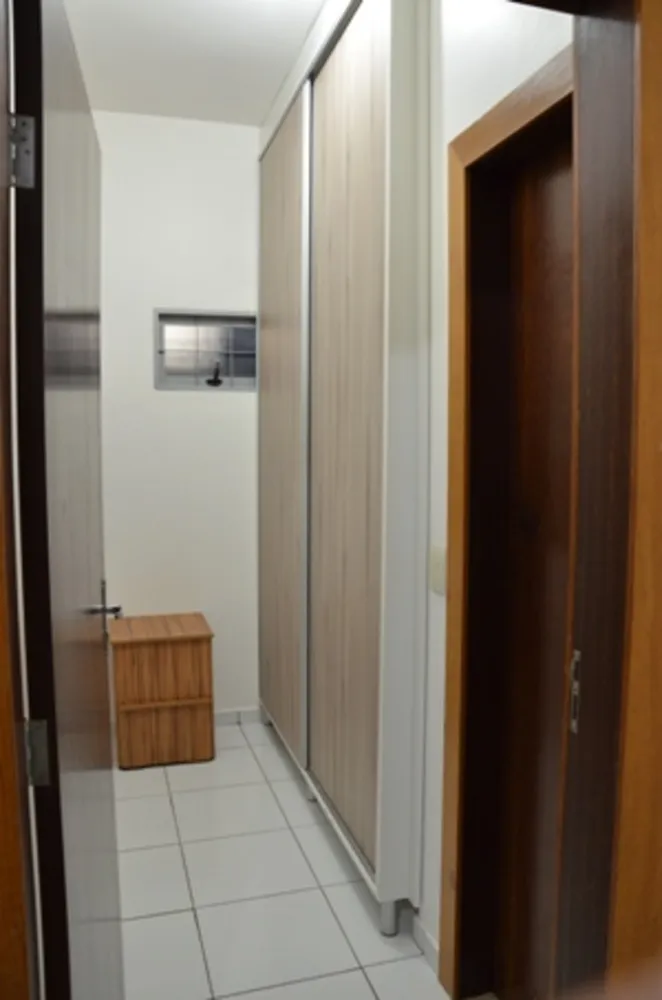 Casa, 3 quartos, 252 m² - Foto 16
