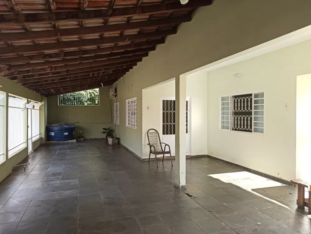 Casa à venda com 3 quartos, 152m² - Foto 3