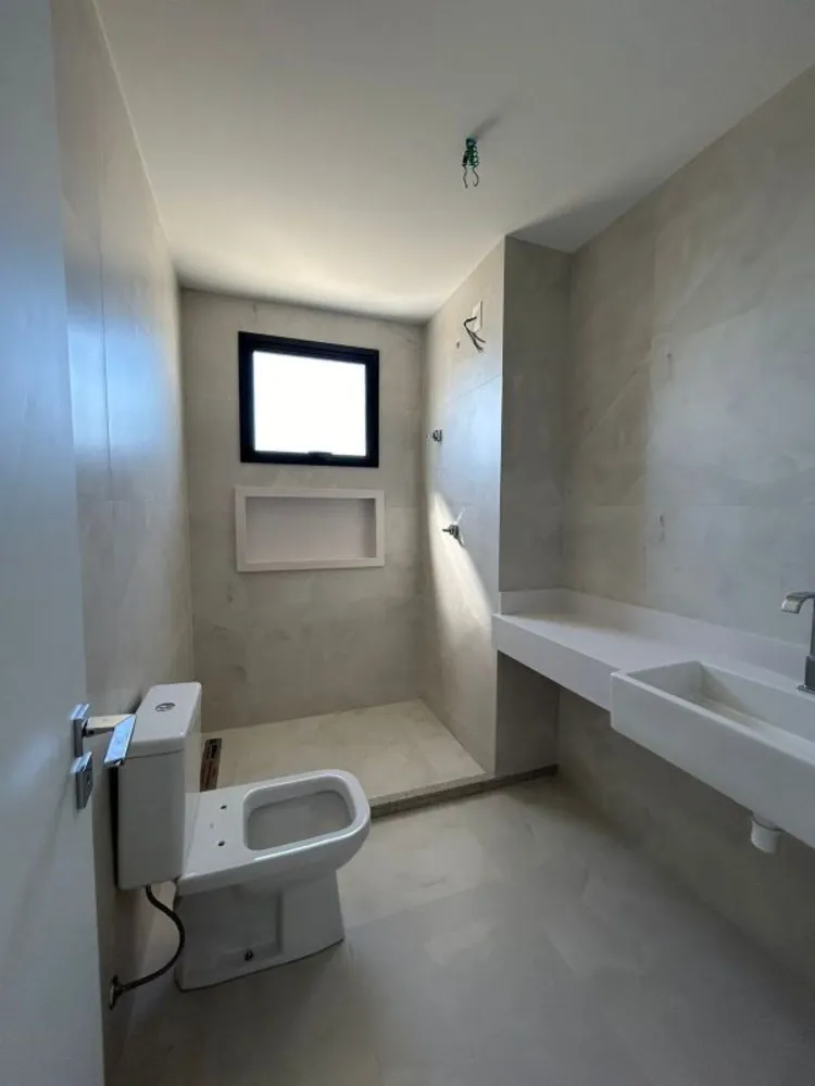 Apartamento, 3 quartos, 132 m² - Foto 2