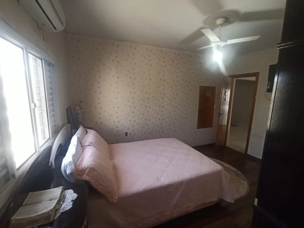 Casa, 3 quartos, 238 m² - Foto 9