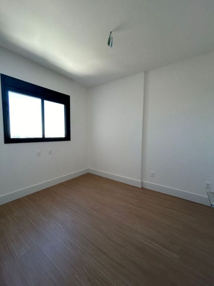 Apartamento à venda com 3 quartos, 132m² - Foto 3