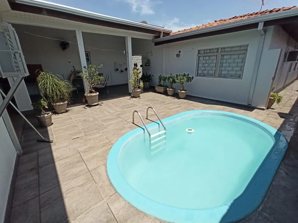 Casa, 3 quartos, 240 m² - Foto 11