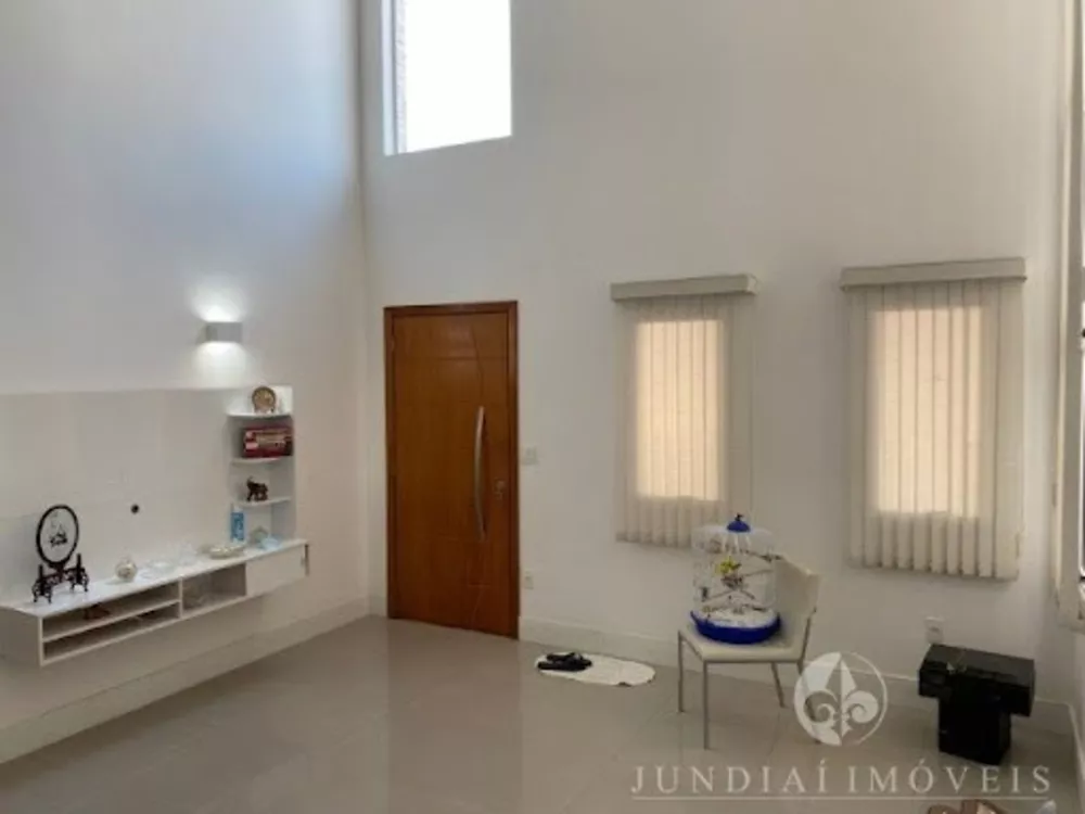 Casa à venda com 3 quartos, 337m² - Foto 2