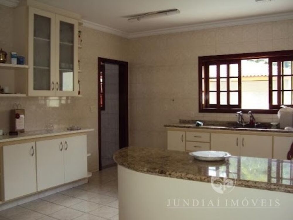 Casa, 3 quartos, 342 m² - Foto 1