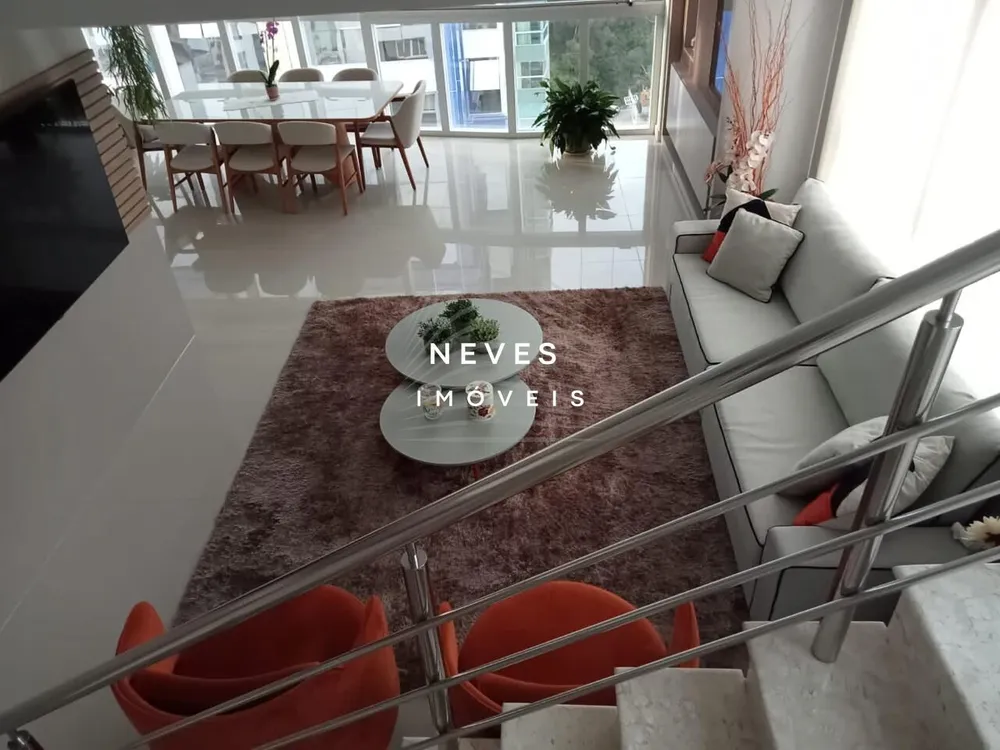 Cobertura, 4 quartos, 193 m² - Foto 2
