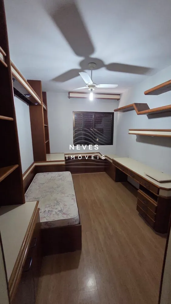 Casa, 4 quartos, 304 m² - Foto 8