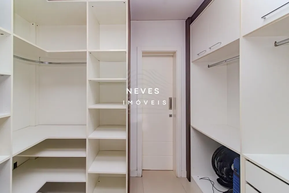 Casa, 4 quartos, 300 m² - Foto 4