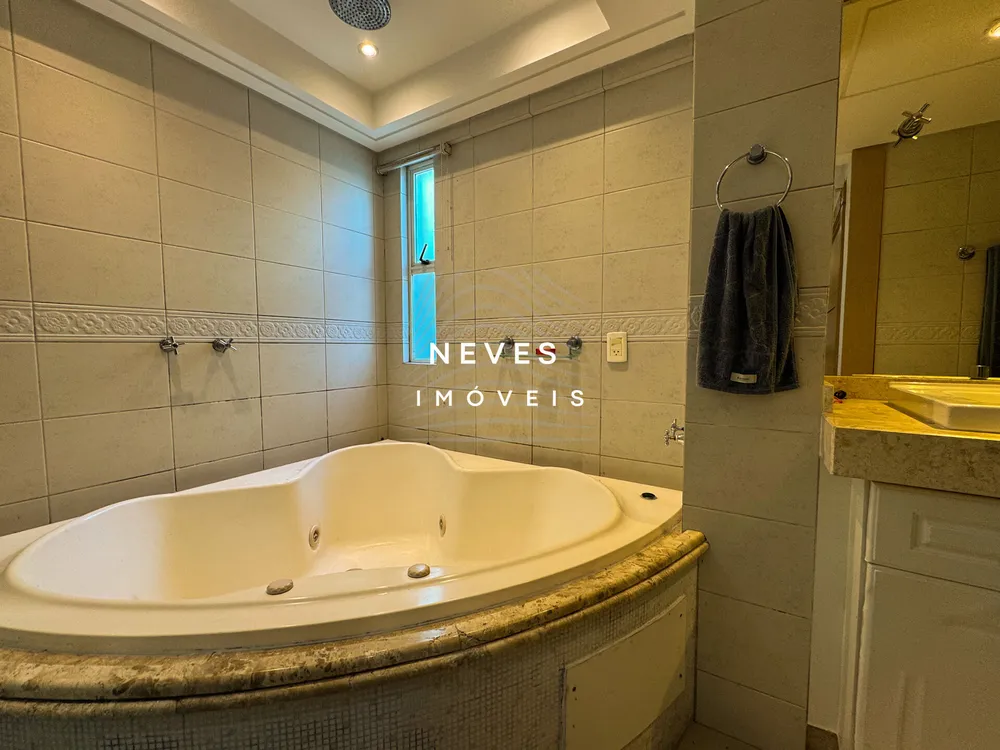 Apartamento, 3 quartos, 450 m² - Foto 1