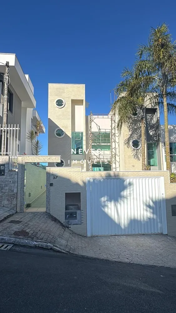 Casa, 4 quartos, 220 m² - Foto 3