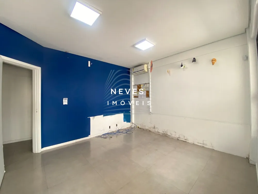 Prédio Inteiro, 950 m² - Foto 1