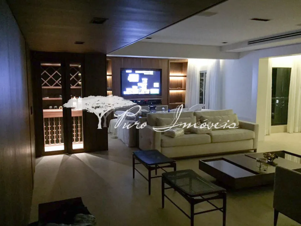 Apartamento, 3 quartos, 205 m² - Foto 2