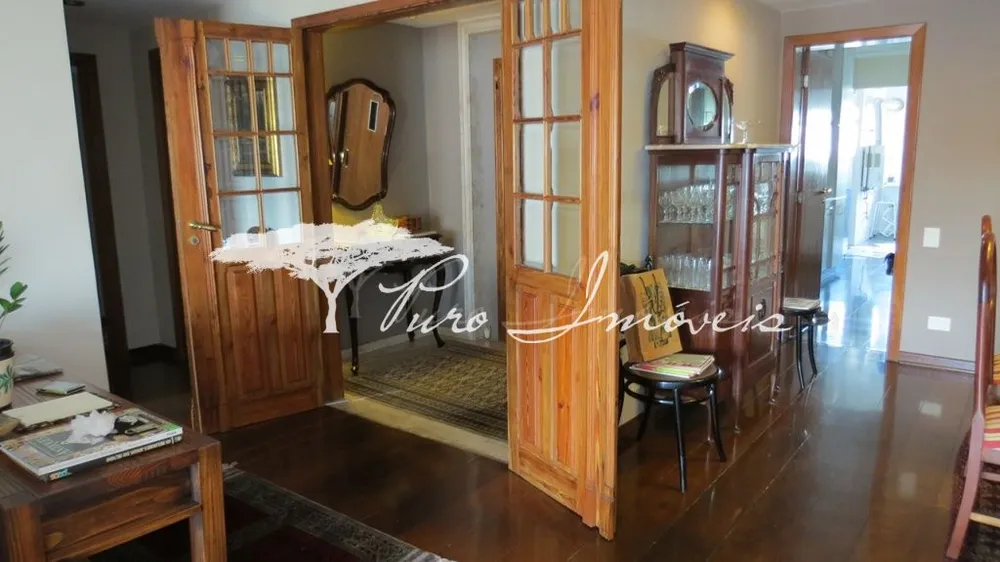 Apartamento, 3 quartos, 211 m² - Foto 1