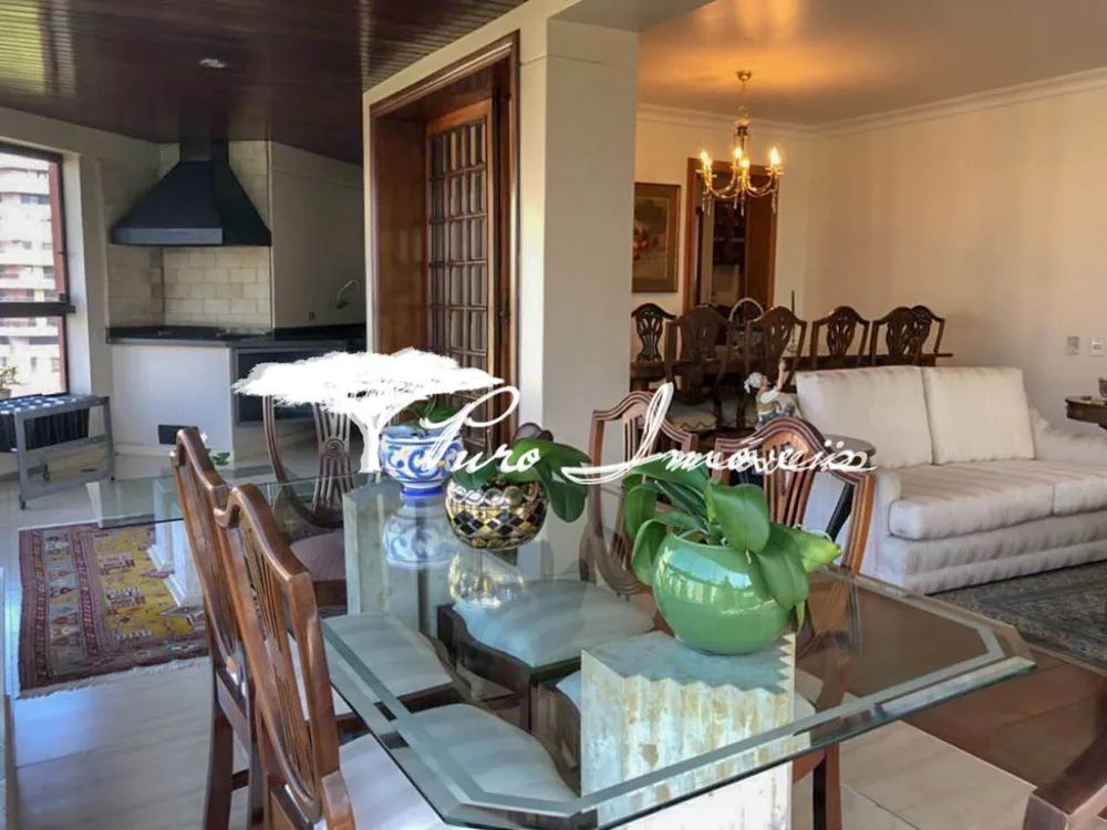 Apartamento, 3 quartos, 242 m² - Foto 1