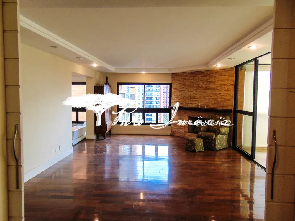 Apartamento, 3 quartos, 247 m² - Foto 1