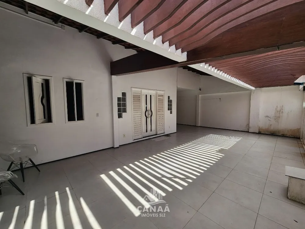Sobrado, 5 quartos, 423 m² - Foto 1