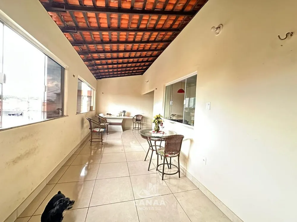 Sobrado, 5 quartos, 180 m² - Foto 2
