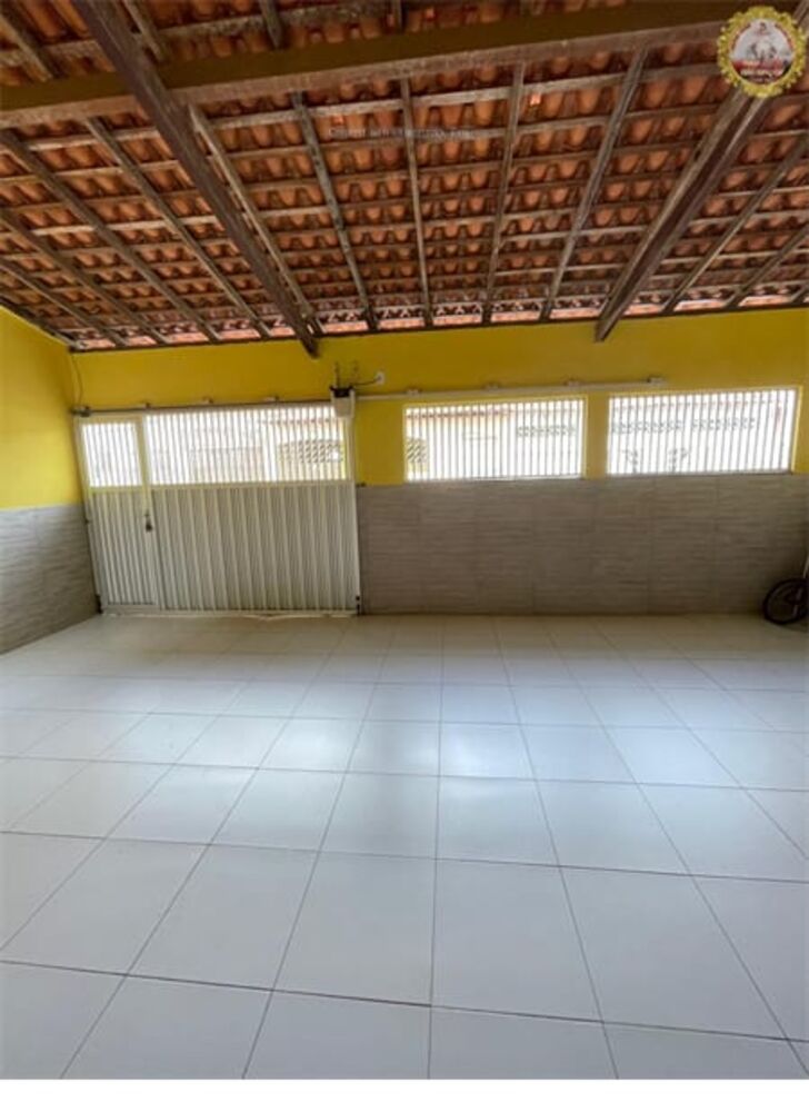 Casa à venda com 3 quartos, 130m² - Foto 2