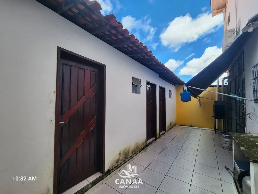 Sobrado, 5 quartos, 240 m² - Foto 2