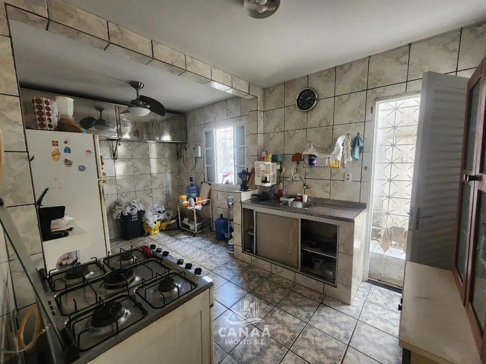 Casa, 4 quartos, 240 m² - Foto 6