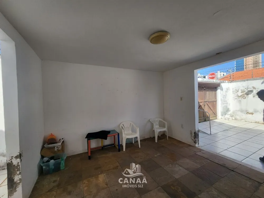 Casa, 4 quartos, 240 m² - Foto 1