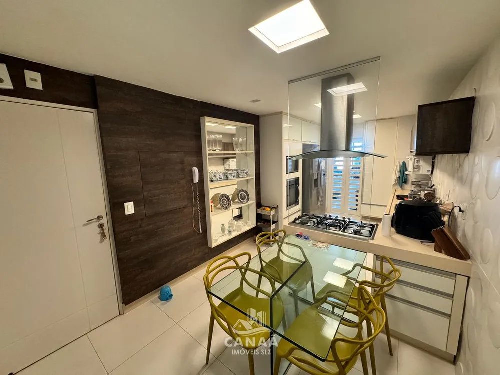 Apartamento, 3 quartos, 245 m² - Foto 12