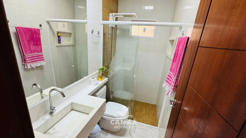 Casa, 4 quartos, 240 m² - Foto 8