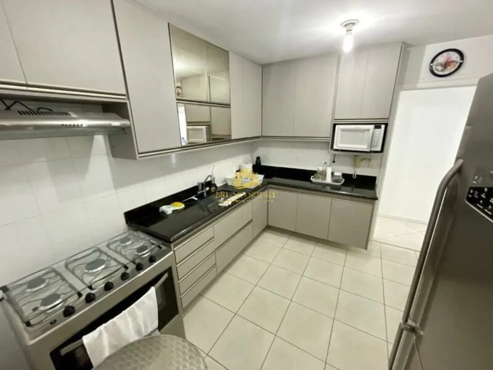 Apartamento, 3 quartos, 130 m² - Foto 2