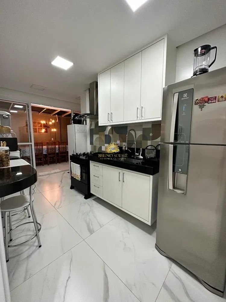 Apartamento, 3 quartos, 198 m² - Foto 3