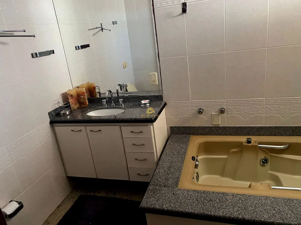 Cobertura, 3 quartos, 230 m² - Foto 4