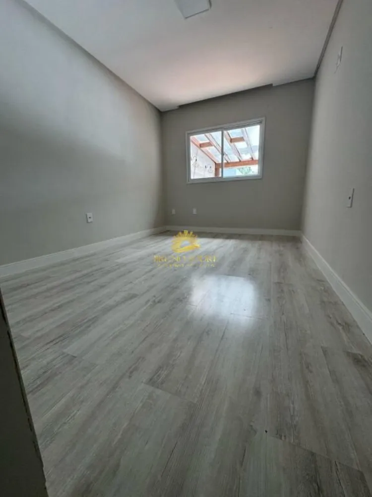 Casa, 4 quartos, 225 m² - Foto 7