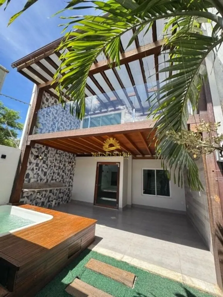 Casa, 4 quartos, 225 m² - Foto 1