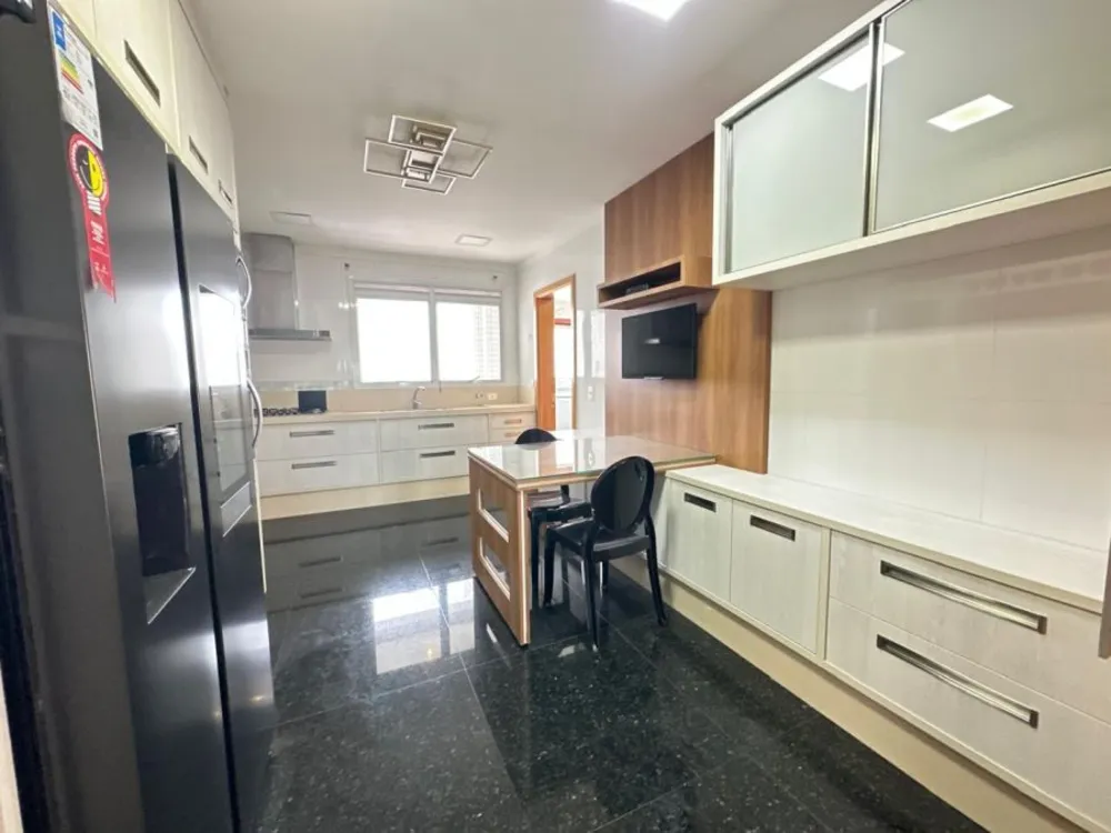 Apartamento, 4 quartos, 280 m² - Foto 2