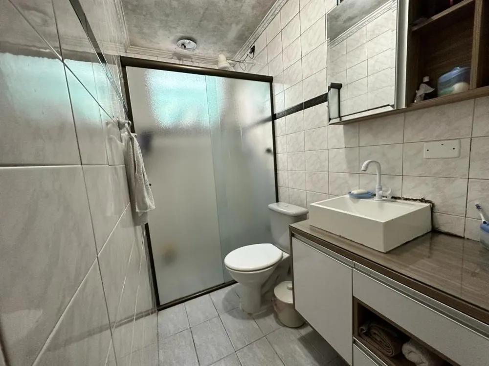 Casa, 5 quartos, 180 m² - Foto 4