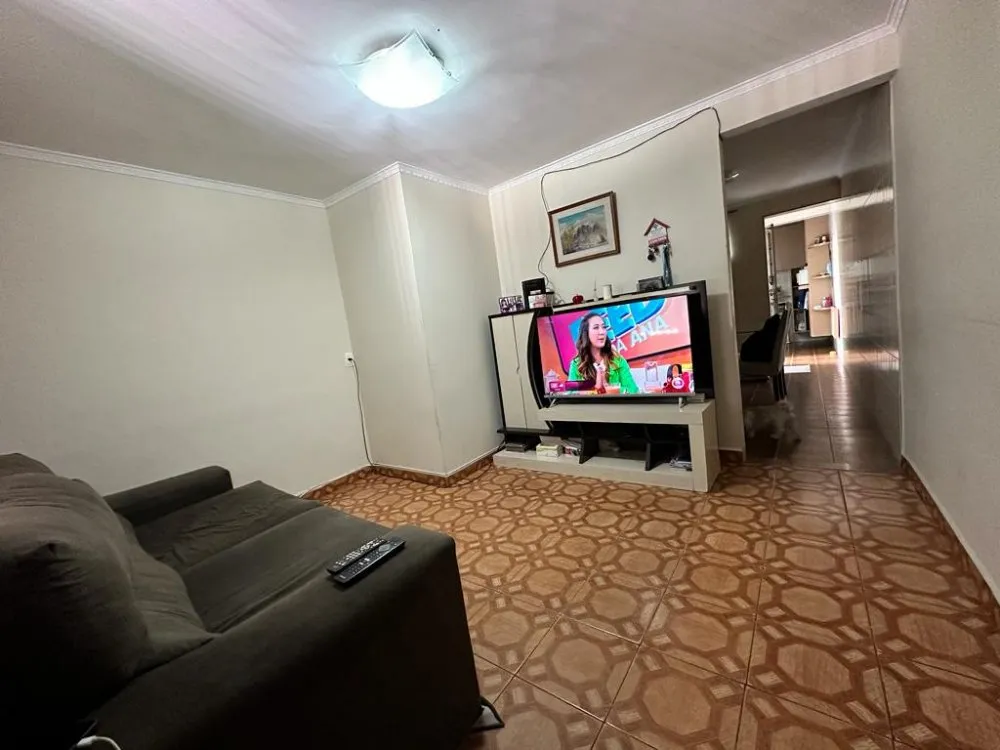 Casa, 5 quartos, 180 m² - Foto 1