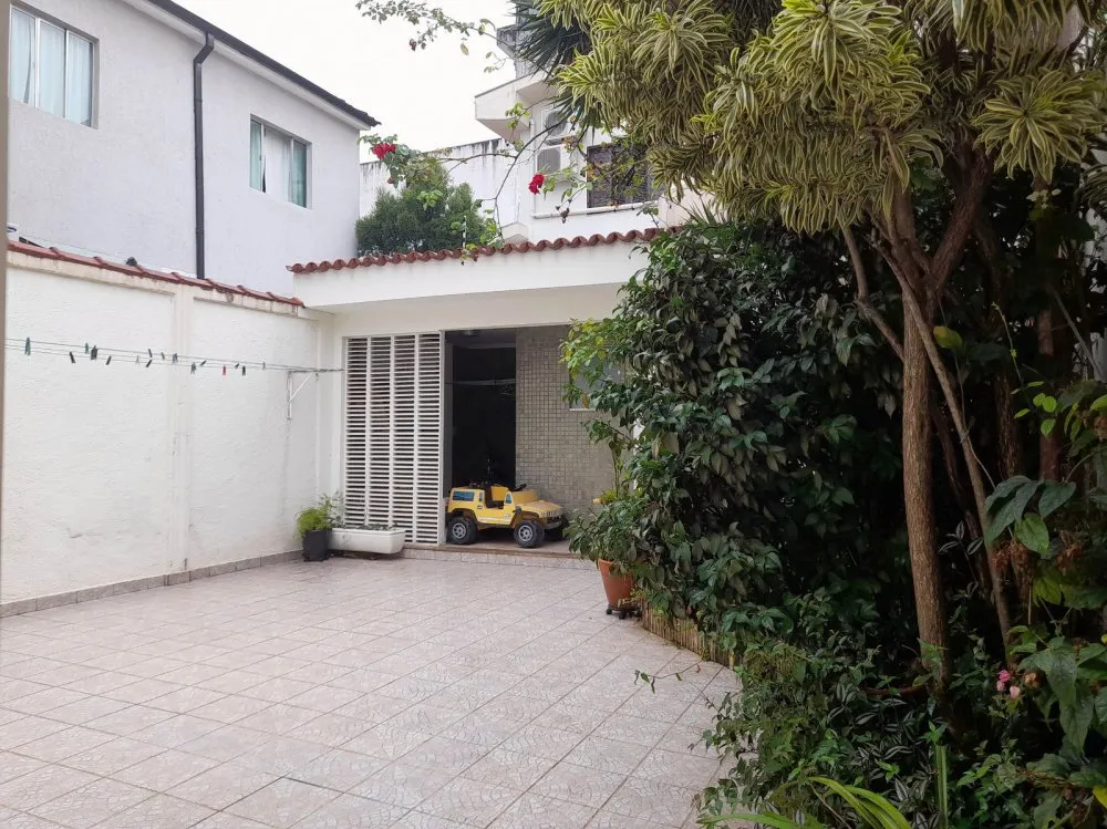 Casa, 3 quartos, 210 m² - Foto 1