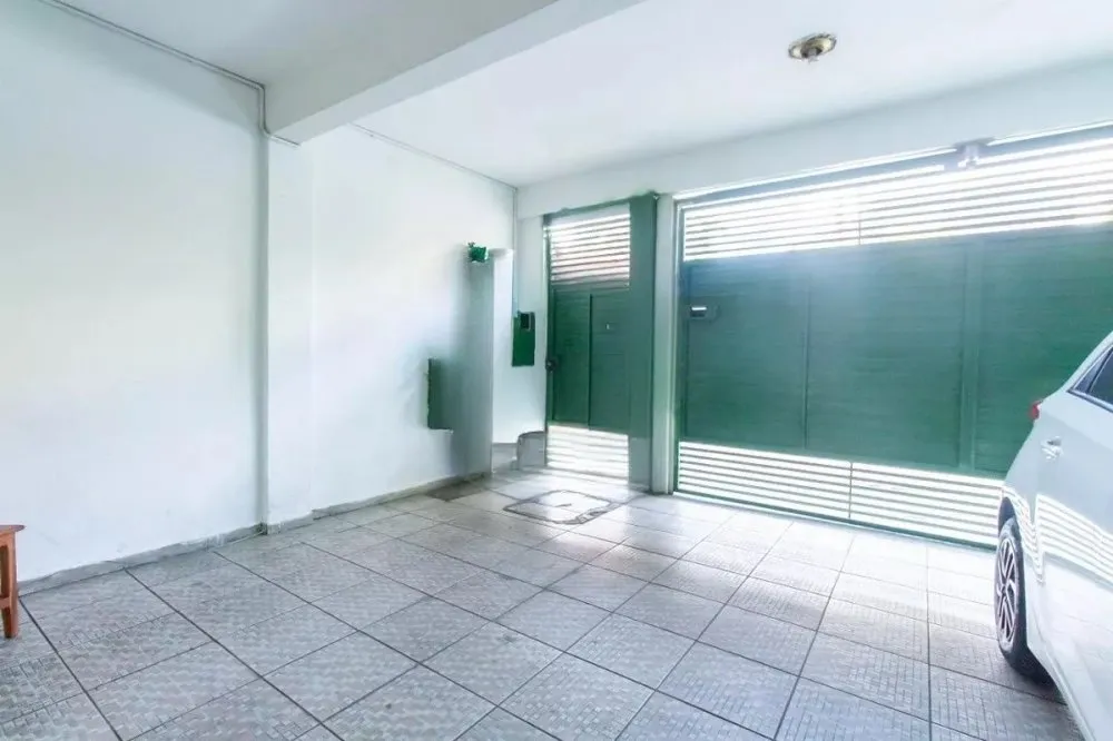 Sobrado, 3 quartos, 210 m² - Foto 2