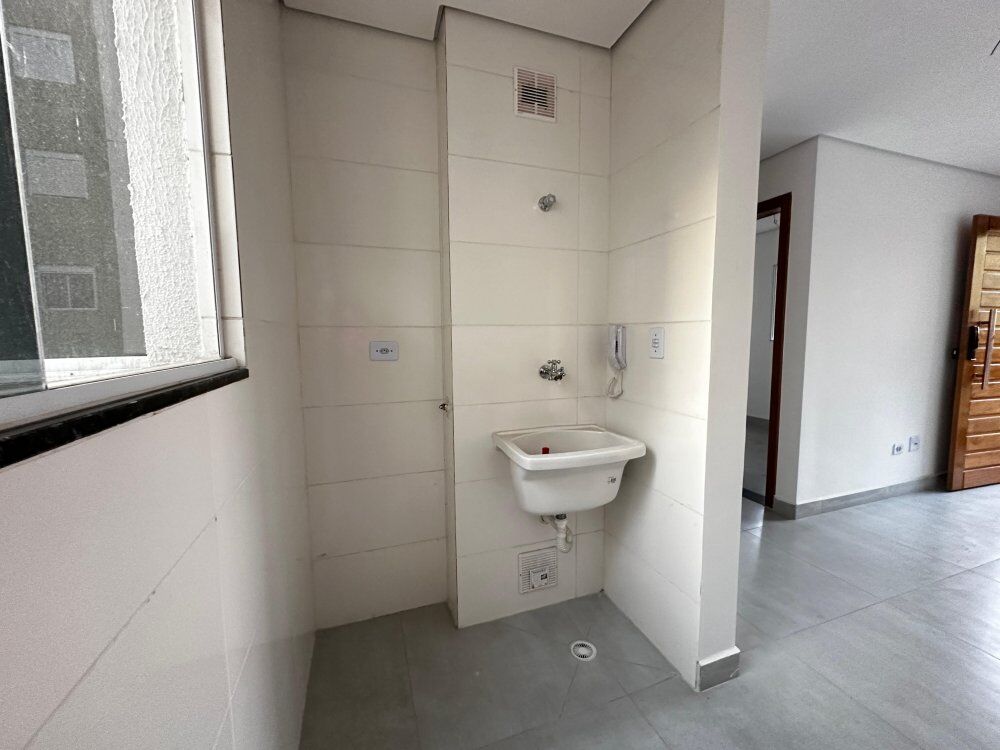 Apartamento para alugar com 2 quartos, 34m² - Foto 2