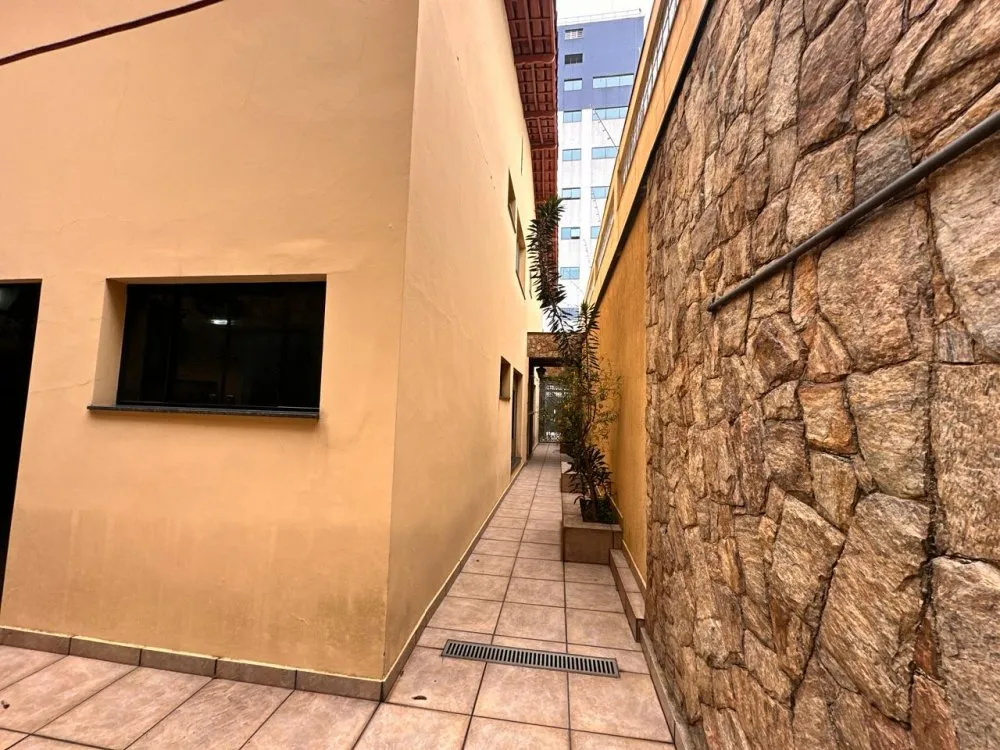 Casa, 3 quartos, 245 m² - Foto 11