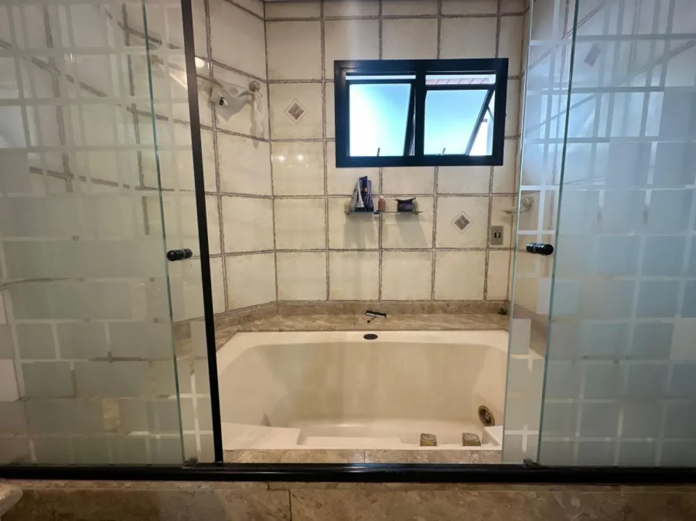 Apartamento, 3 quartos, 160 m² - Foto 2