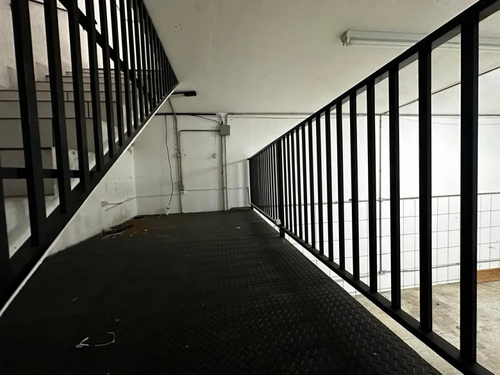 Depósito-Galpão, 396 m² - Foto 1