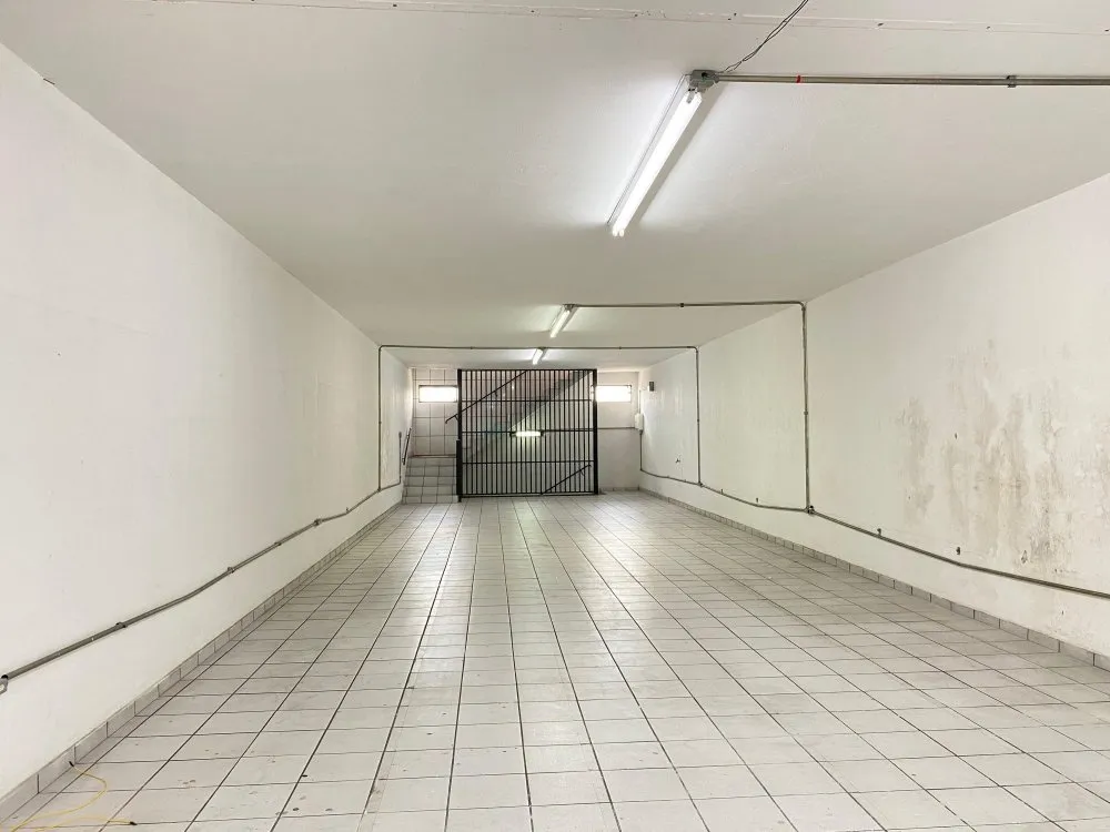 Depósito-Galpão, 396 m² - Foto 1