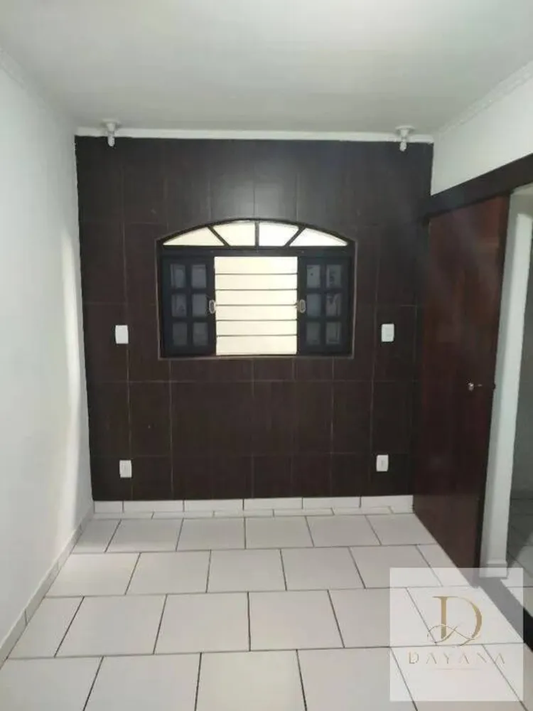 Casa, 2 quartos, 210 m² - Foto 16