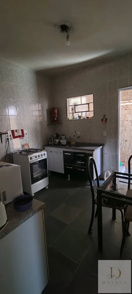 Casa, 4 quartos, 175 m² - Foto 2