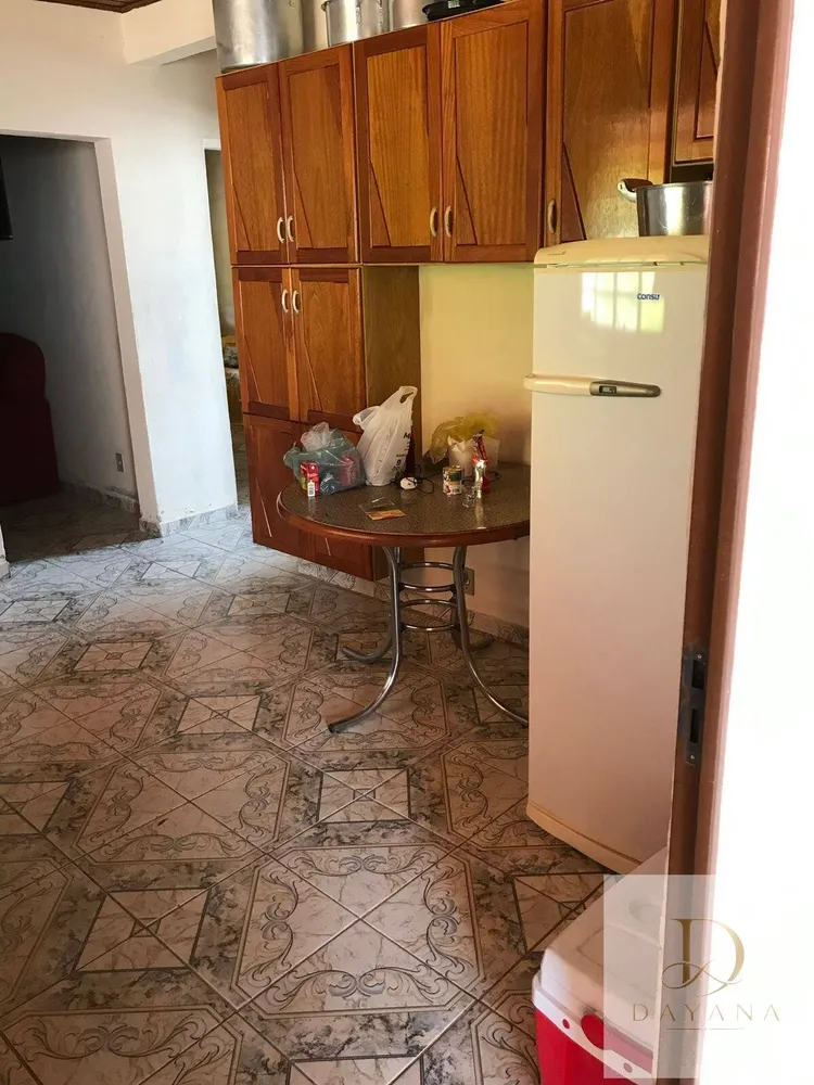 Chácara, 3 quartos, 1433 m² - Foto 1