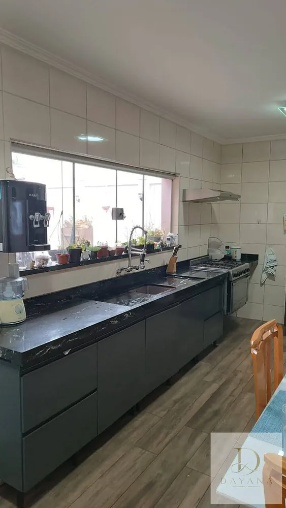 Casa, 4 quartos, 285 m² - Foto 8